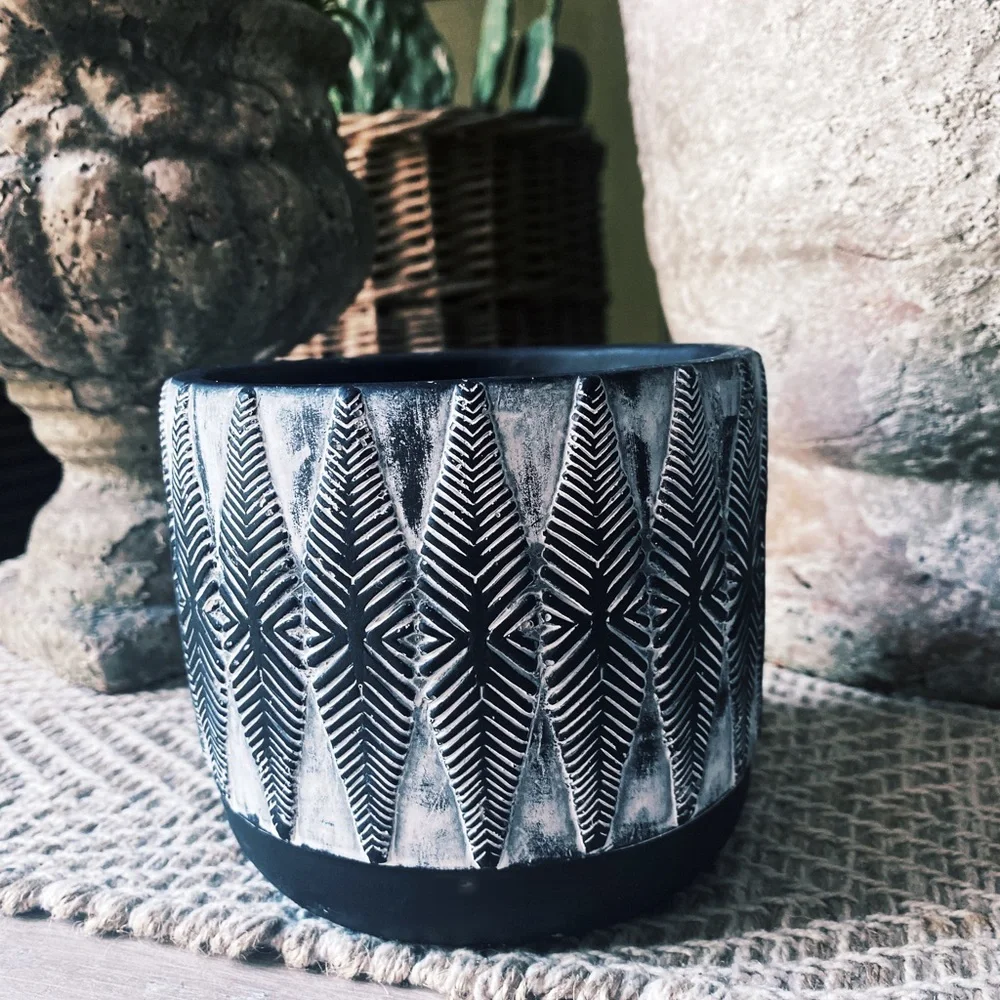 Hand Painted Clay Pot Black and White Feather Pattern - 4.5 Inch